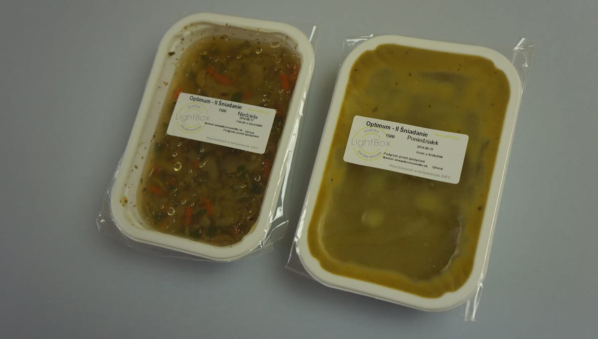 Nie było. Kremów nienawidzę i wyrzucałem je także z Fit and Eat. A flaczki z boczniaków wodniste, cieniutkie i też niezbyt mi podeszły.